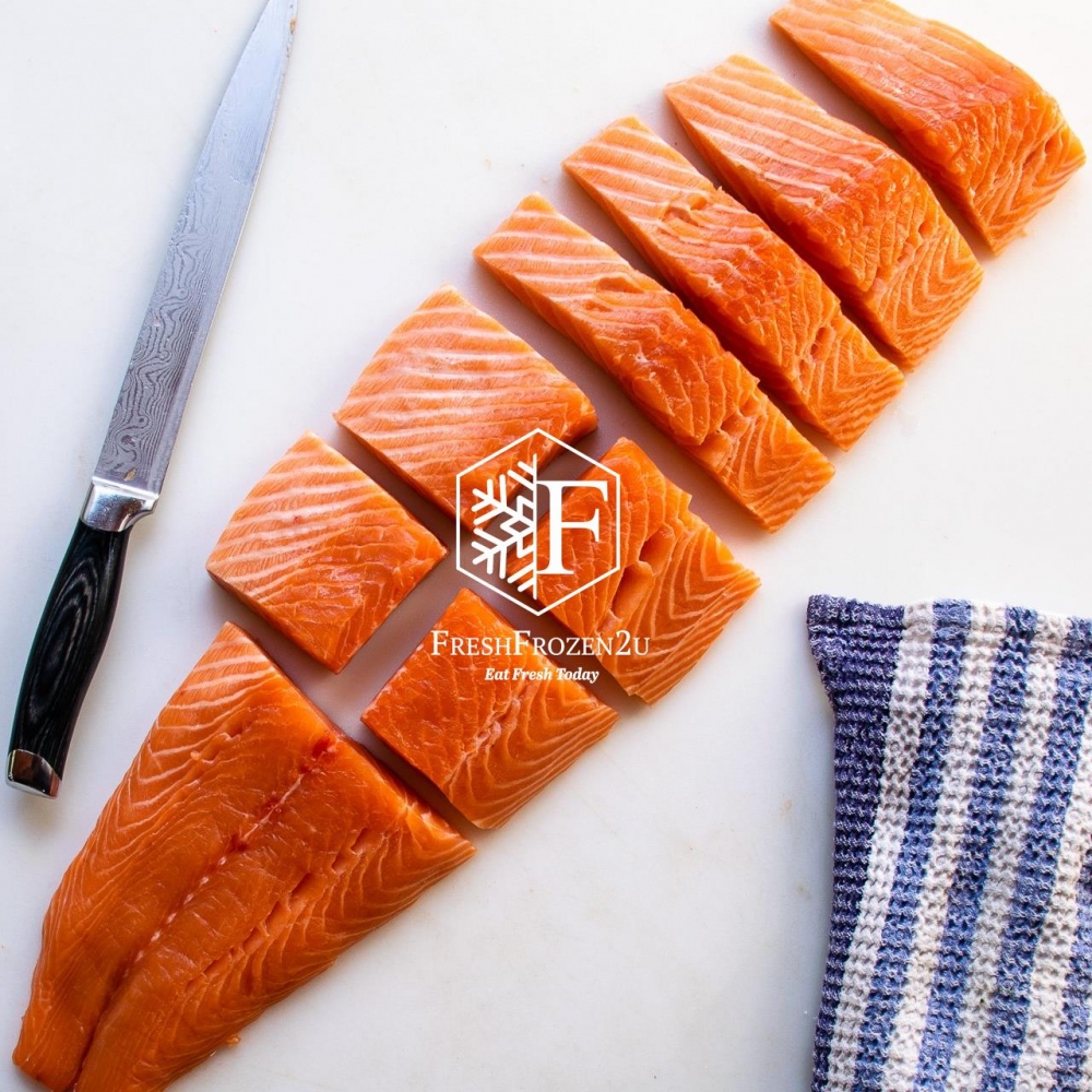 Fish Salmon Trout Norway (Half fish) (±2.1 kg) 挪威三文鱼(半切)