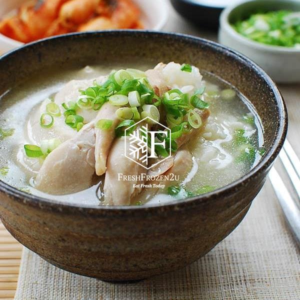 Korean Ginseng Chicken Soup Samgye-tang (800 g)