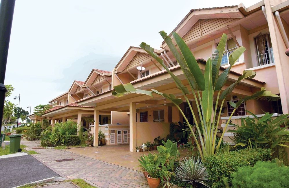 Double-Storey @ Zone 3C1, Presint 11